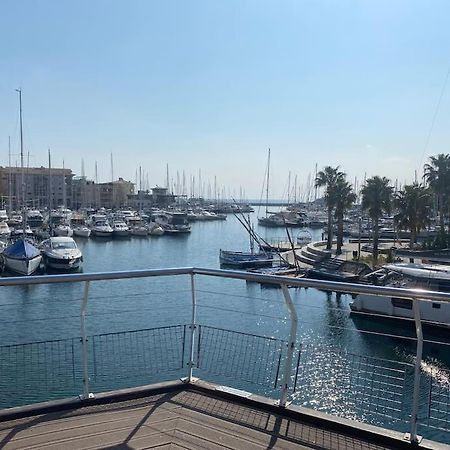 Appartamento Appt 2 pièces Port Fréjus - méga terrasse + garage Esterno foto
