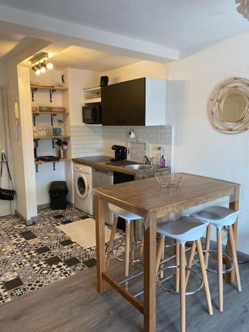 Appartamento Appt 2 pièces Port Fréjus - méga terrasse + garage Esterno foto